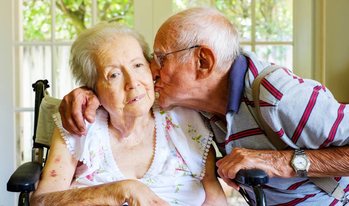 Znanstvenici konačno otkrili što uzrokuje Alzheimerovu bolest i kako je liječiti